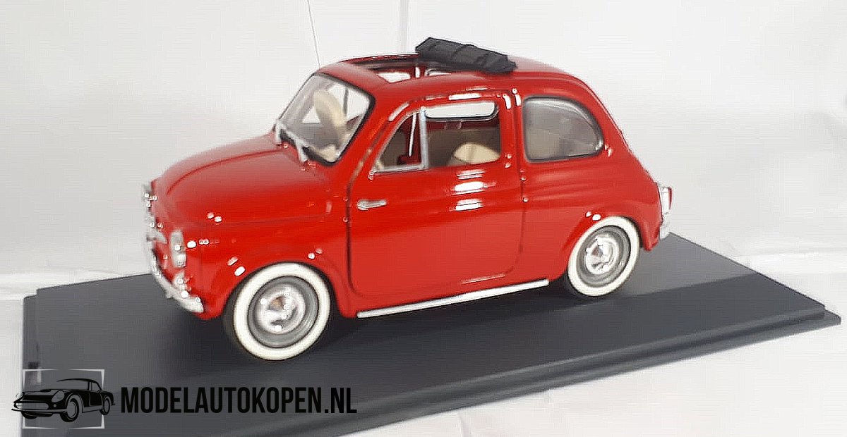 Fiat 500 (open) 1960 (Rood) (20 cm) 1/18 Solido + Luxe Showcase {Modelauto - Schaalmodel - Miniatuurauto}